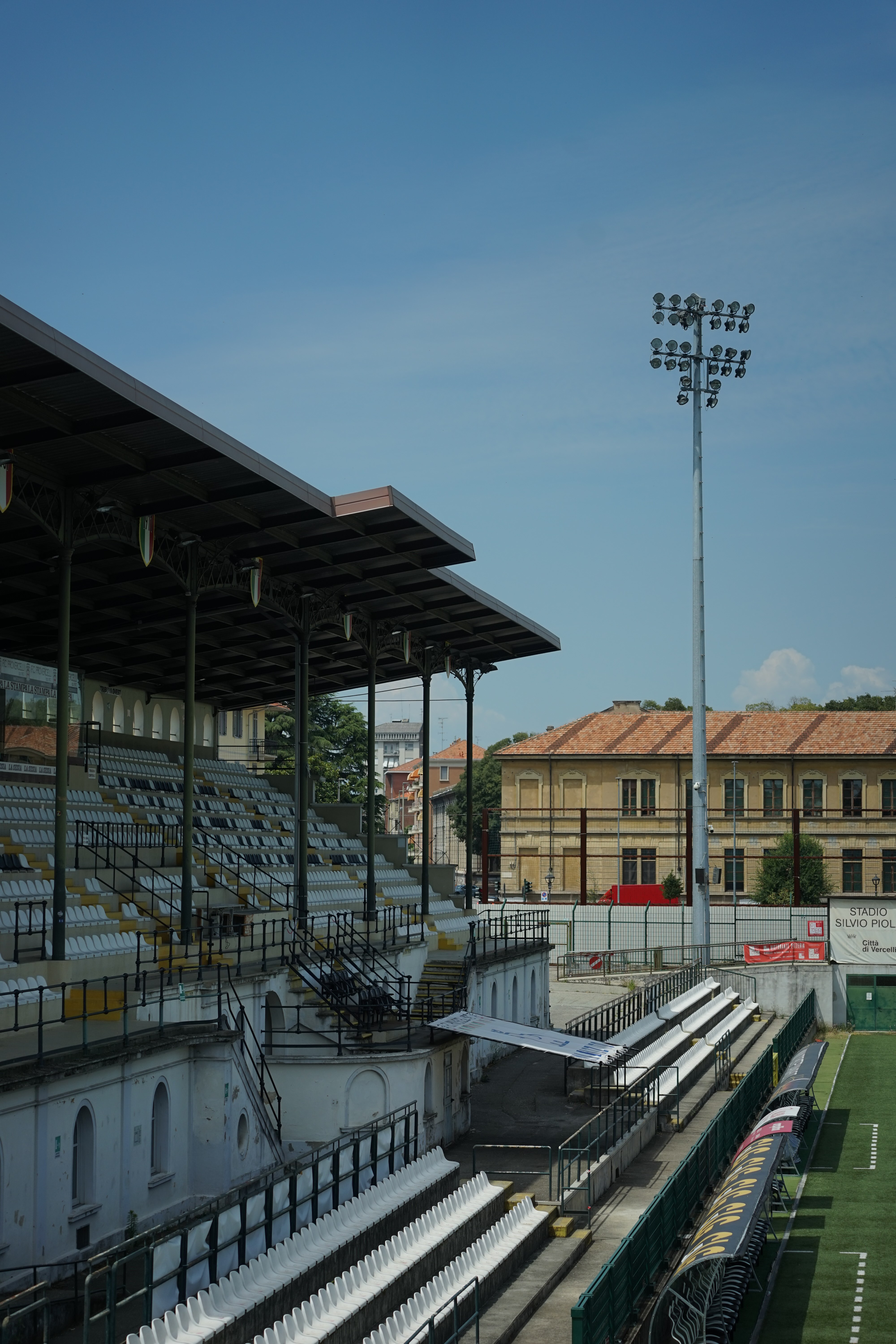 La Pro Vercelli invita le scuole di Vercelli allo stadio per l’ultima gara casalinga del 2025