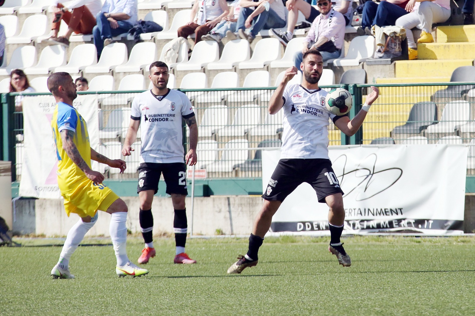 Pro Vercelli - Pergolettese 0-0: il tabellino